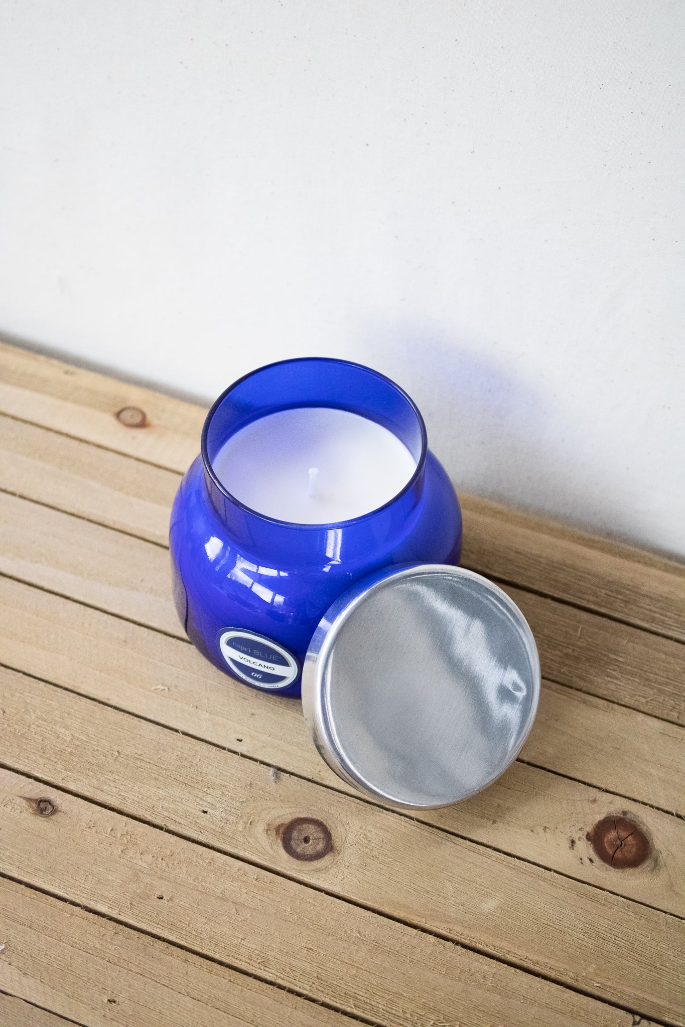 Volcano-Signature Blue Petite Candle